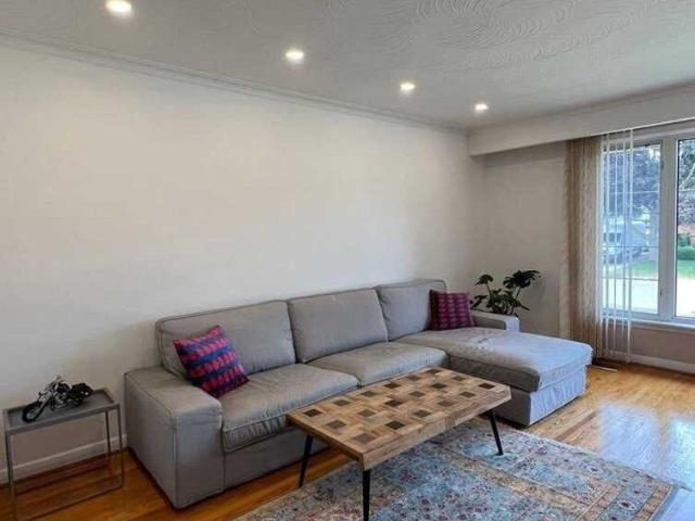 House for rent in Beverley Acres, Richmond Hill