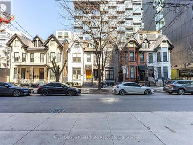 Commercial for rent in Woburn, Ontario