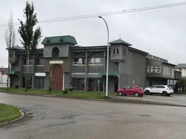 Commercial for rent in College Park, Grande Prairie