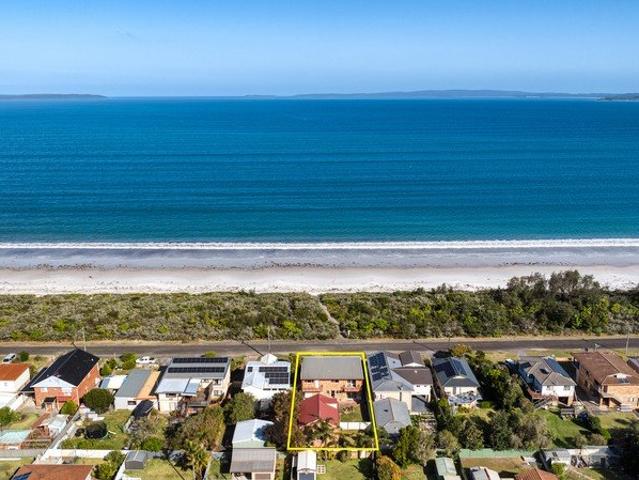 House for sale in Callala Beach, Shoalhaven City Council