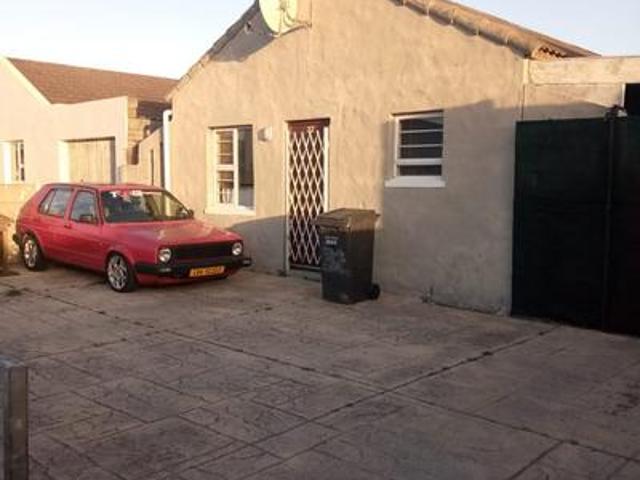 House for rent in Mitchells Plain, Western Cape