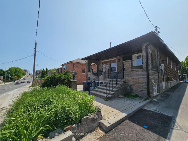 House for rent in Toronto