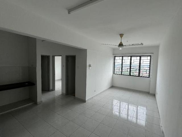 Serviced Residence for sale in Petaling, Subang Jaya
