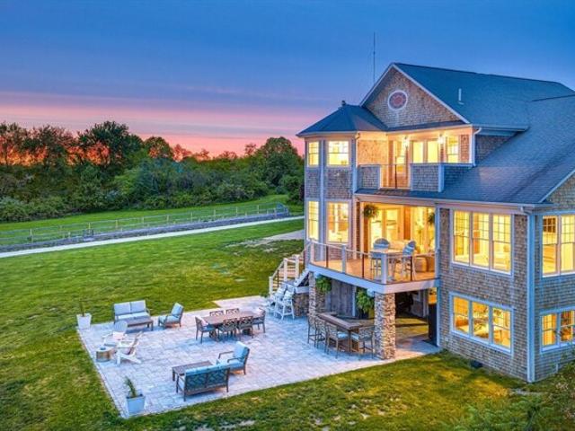 House for sale in Tiverton, Rhode Island