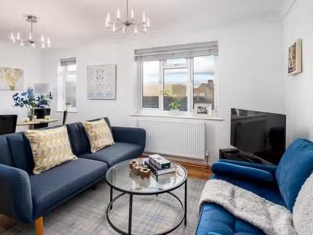 Apartment for rent in Naphill, Buckinghamshire