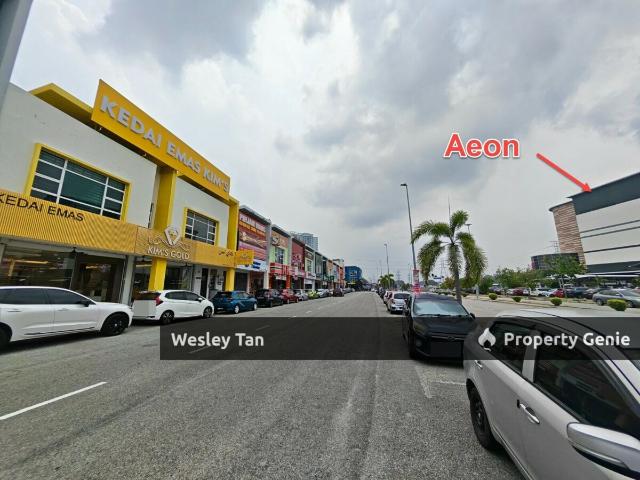 Shop Office for rent in Malaka
