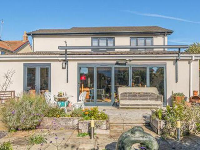 House for sale in Feckenham, City Of Bristol