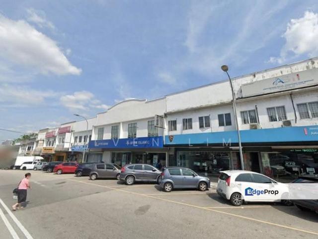 Shop for rent in Petaling, Damansara Damai
