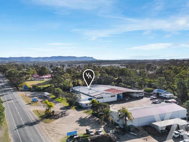 Warehouse for rent in Aarons Pass