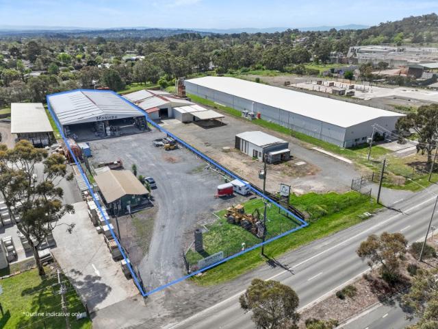 Warehouse for rent in Camerons Creek, Victoria