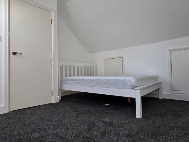 Studio for rent in London Borough of Bromley, Greater London