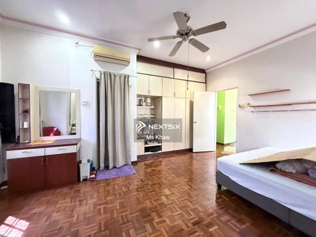 Shop for sale in Johor Bahru