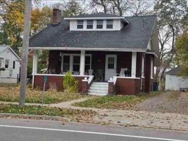 House for sale in Niagara, New York