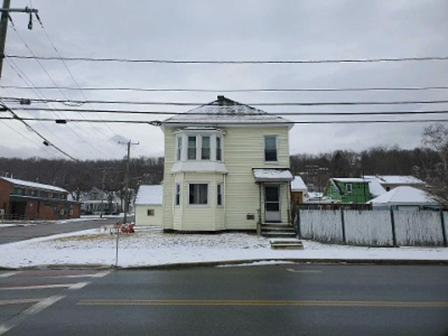 House for sale in New Hampshire