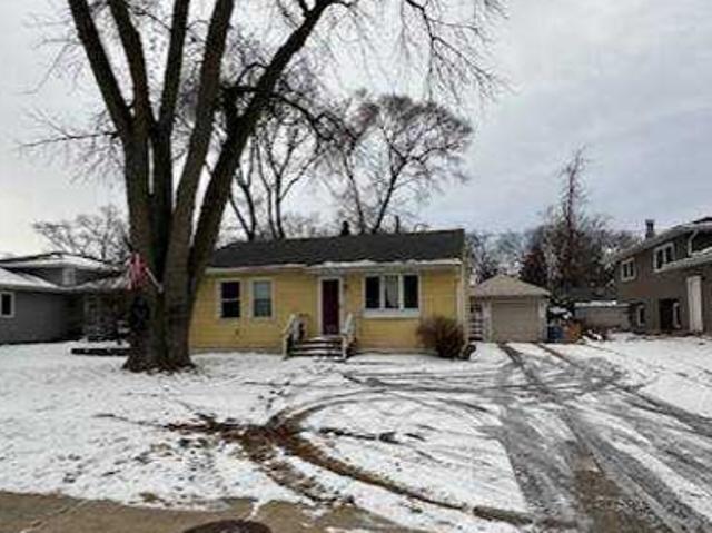 House for sale in Downers Grove, Illinois