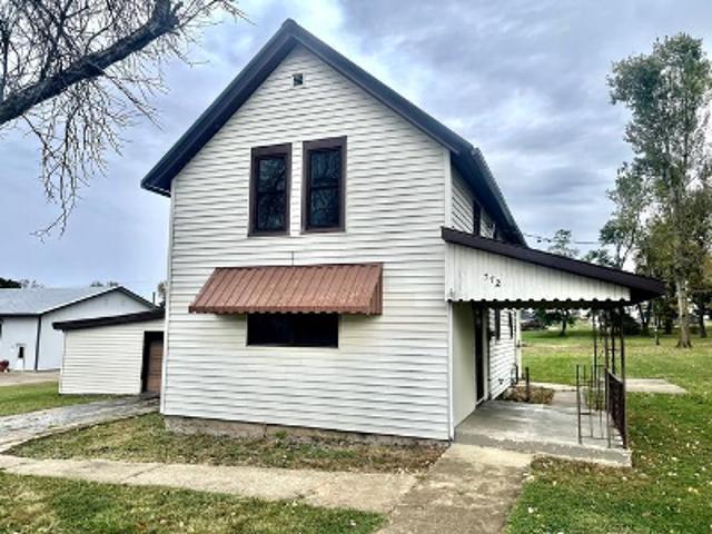 House for sale in Highland, Wisconsin