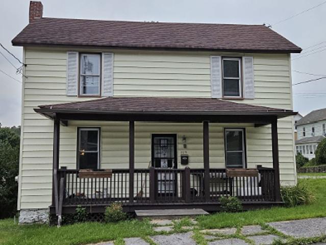 House for sale in Lilly, Pennsylvania