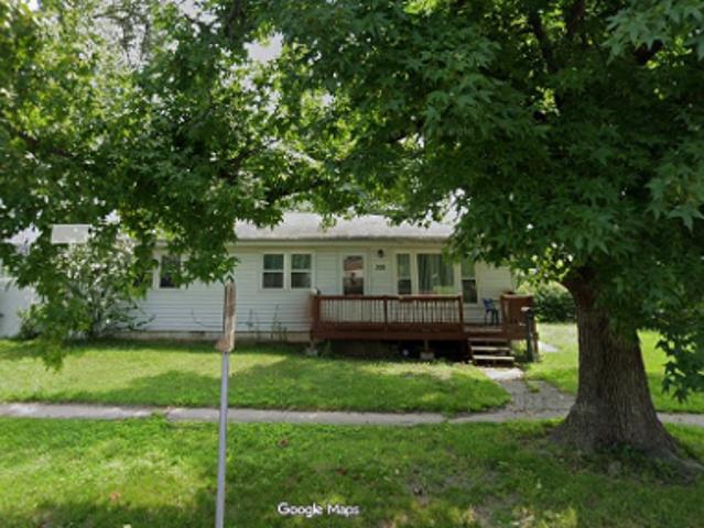 House for sale in Saint Elmo, Illinois