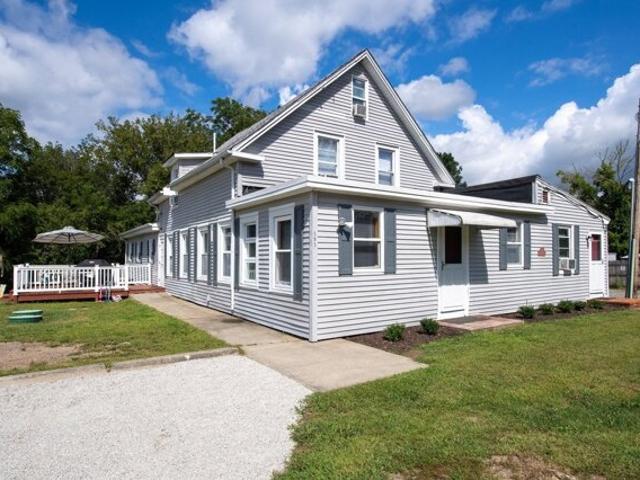 House for sale in Acushnet, Bristol County