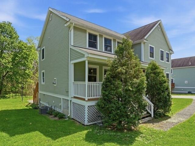 Condo for sale in Clinton, Massachusetts