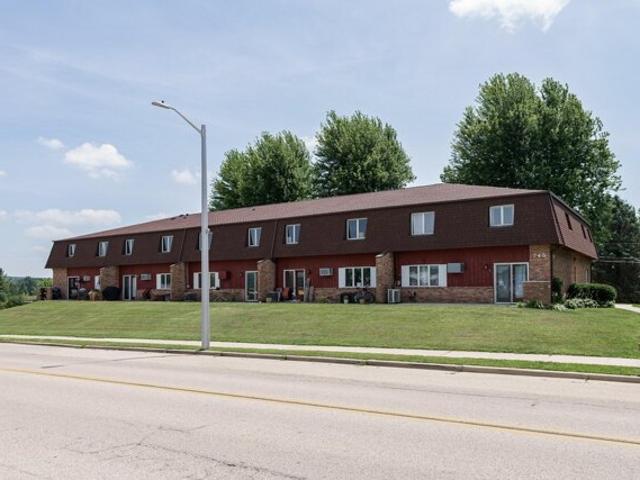 Condo for sale in Kewaskum