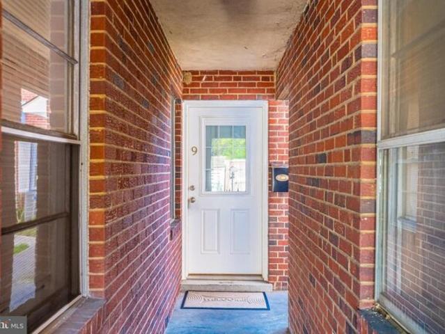Condo for sale in Laurel Condo for sale in Laurel