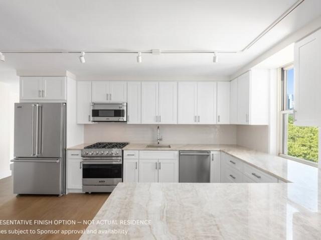 Apartment for sale in Arverne, New York