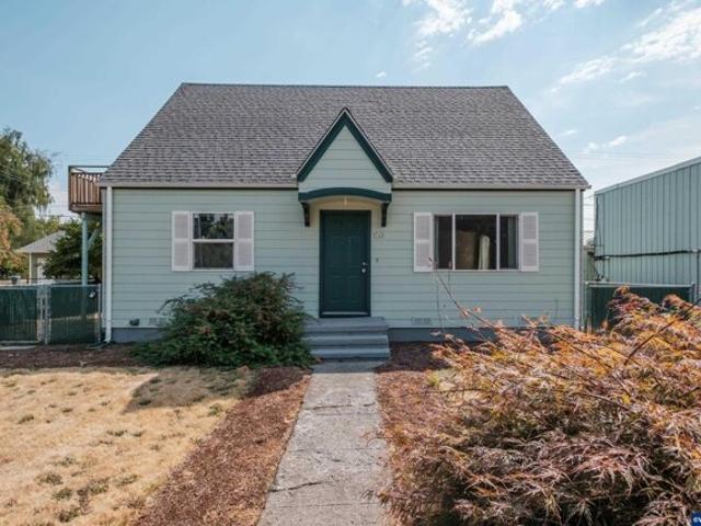 House for sale in Oregonia