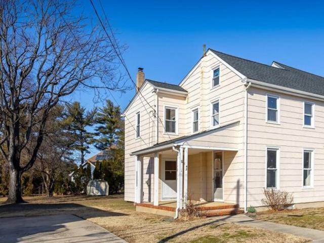 House for sale in Bridgeport, New Jersey