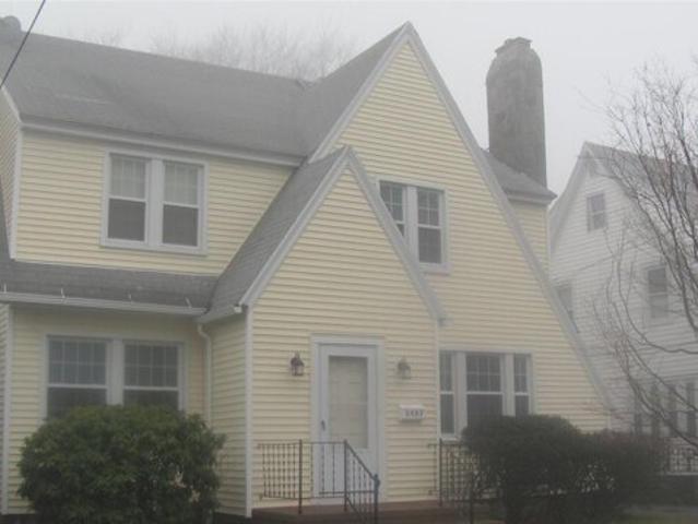 House for sale in Bridgeport