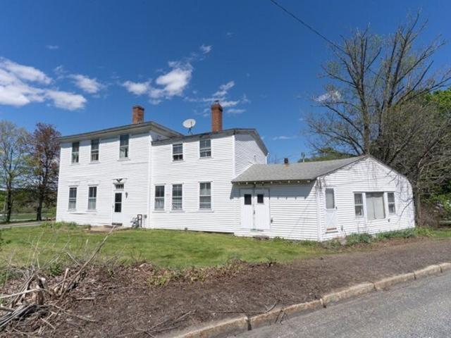 House for sale in Brookfield Common Historic District, Brookfield