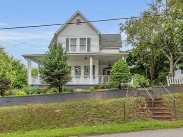 House for sale in Ducktown, Tennessee