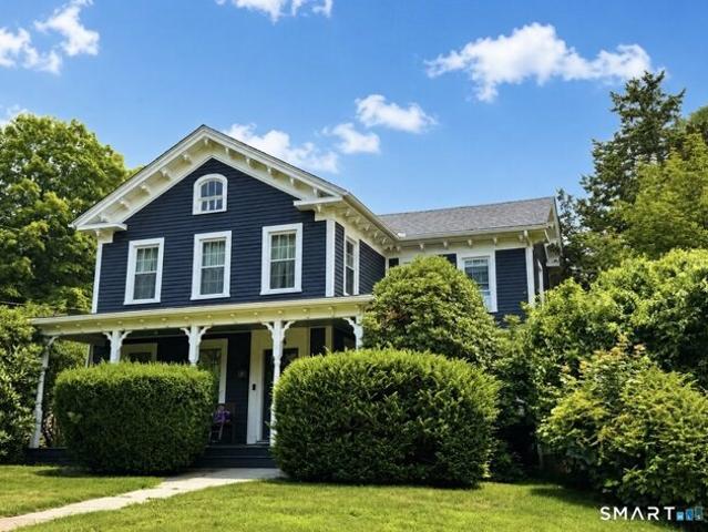 House for sale in East Hampton, Connecticut