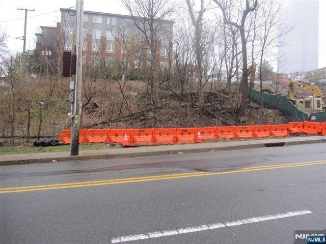 Land for sale in Fort Lee, New Jersey