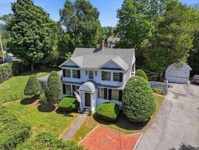 House for sale in Hingham Center, Hingham