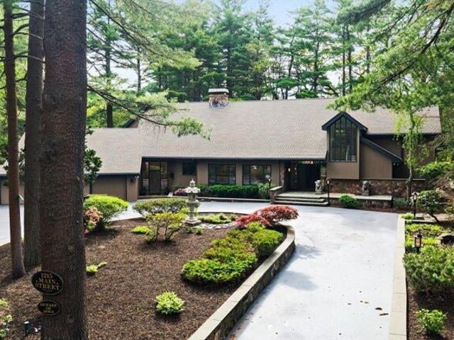 House for sale in Lynnfield, Massachusetts
