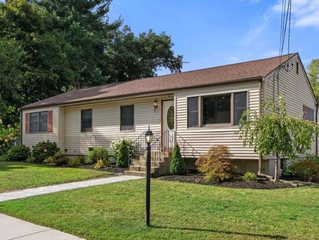 House for sale in Medway, Massachusetts