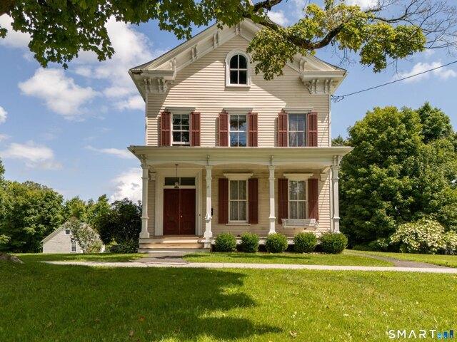 House for sale in Newtown