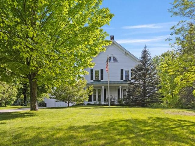 House for sale in Oxford, Maine
