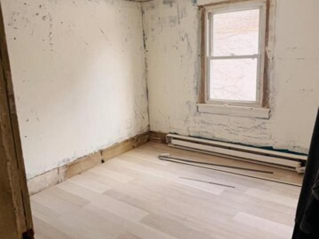 House for sale in Deepwater, New Jersey