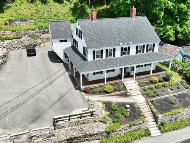 House for sale in New Hampshire