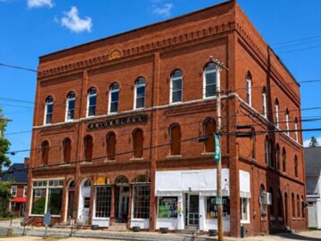 House for sale in New Hampshire