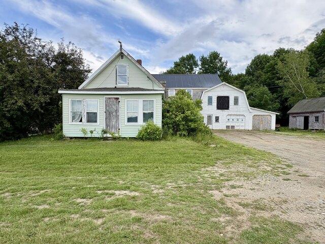 House for sale in Springfield, Maine