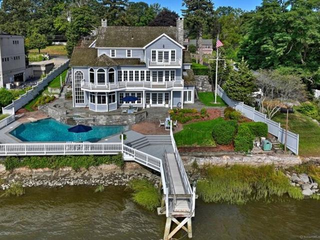 House for sale in Stratford, Connecticut