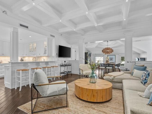Condo for sale in Chatham