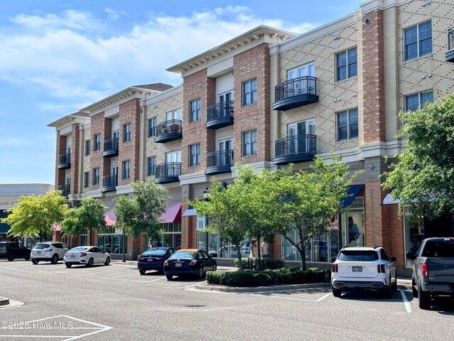 Condo for sale in Wilmington Condo for sale in Wilmington