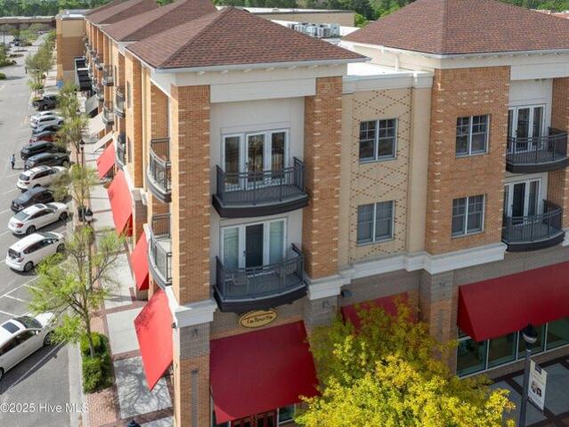 Condo for sale in Wilmington Condo for sale in Wilmington