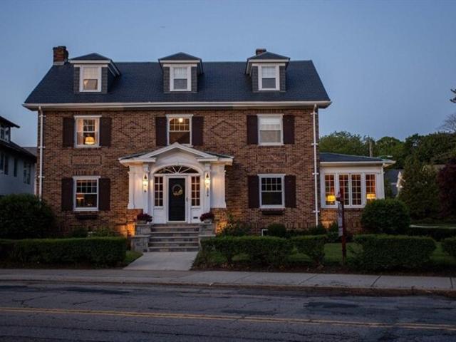 House for sale in Wakefield, Massachusetts