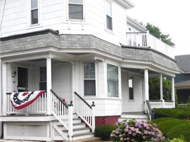 House for sale in Warren, Rhode Island