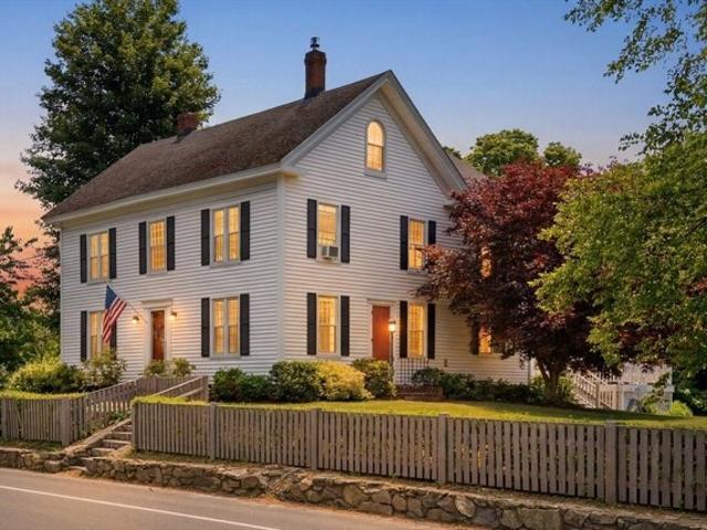 House for sale in West Newbury, Massachusetts